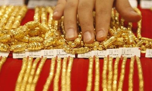 Tập đoàn DOJI cũng tăng giá mua bán ra vàng SJC 920.000 đồng/lượng lên 35,00 triệu đồng/lượng. Nguồn: internet