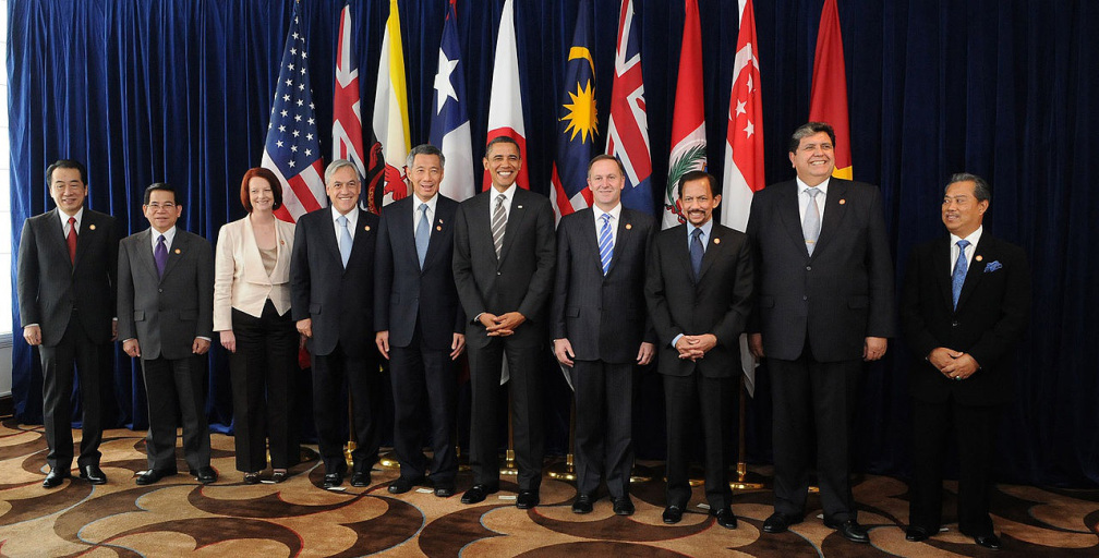 Lãnh đạo các nước thành viên TPP trong buổi ký kết ngày 5/10. Nguồn: internet