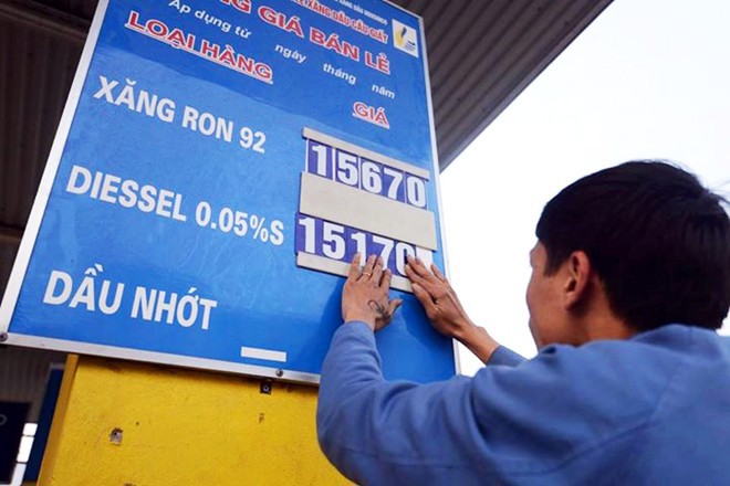 Giá bán lẻ xăng dầu được giữ nguyên. Nguồn: internet