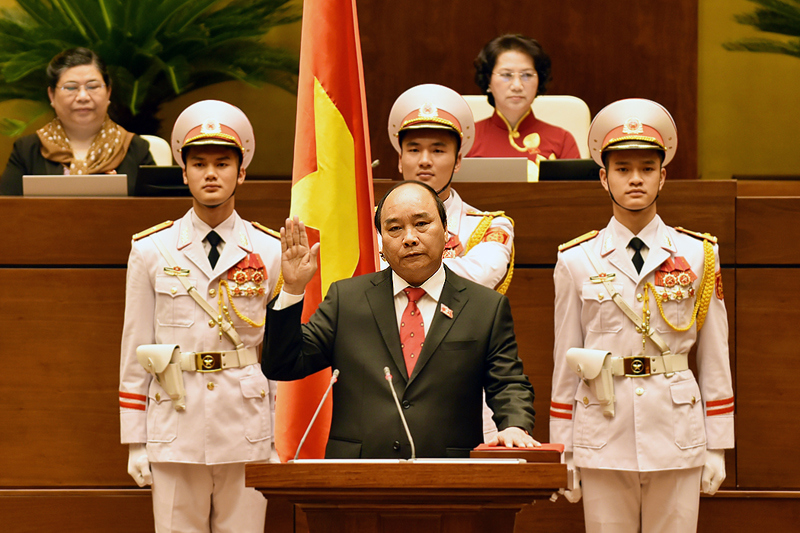 Thủ tướng Nguyễn Xuân Phúc tuyên thệ nhậm chức Thủ tướng Chính phủ.