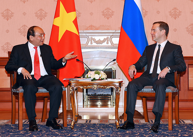 Thủ tướng Nguyễn Xuân Phúc hội đàm với Thủ tướng Dmitry Medvedev.