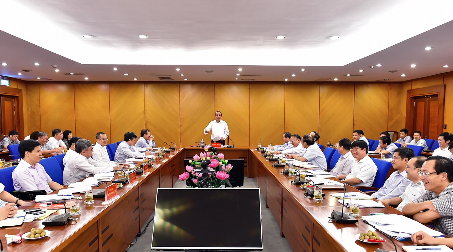 Ủy viên Bộ Chính trị, Phó Thủ tướng Trương Hòa Bình,Trưởng Ban Chỉ đạo cải cách hành chính của Chính phủ tại buổi làm việc với Bộ Tài chính về công tác cải cách hành chính ngày 3/8.