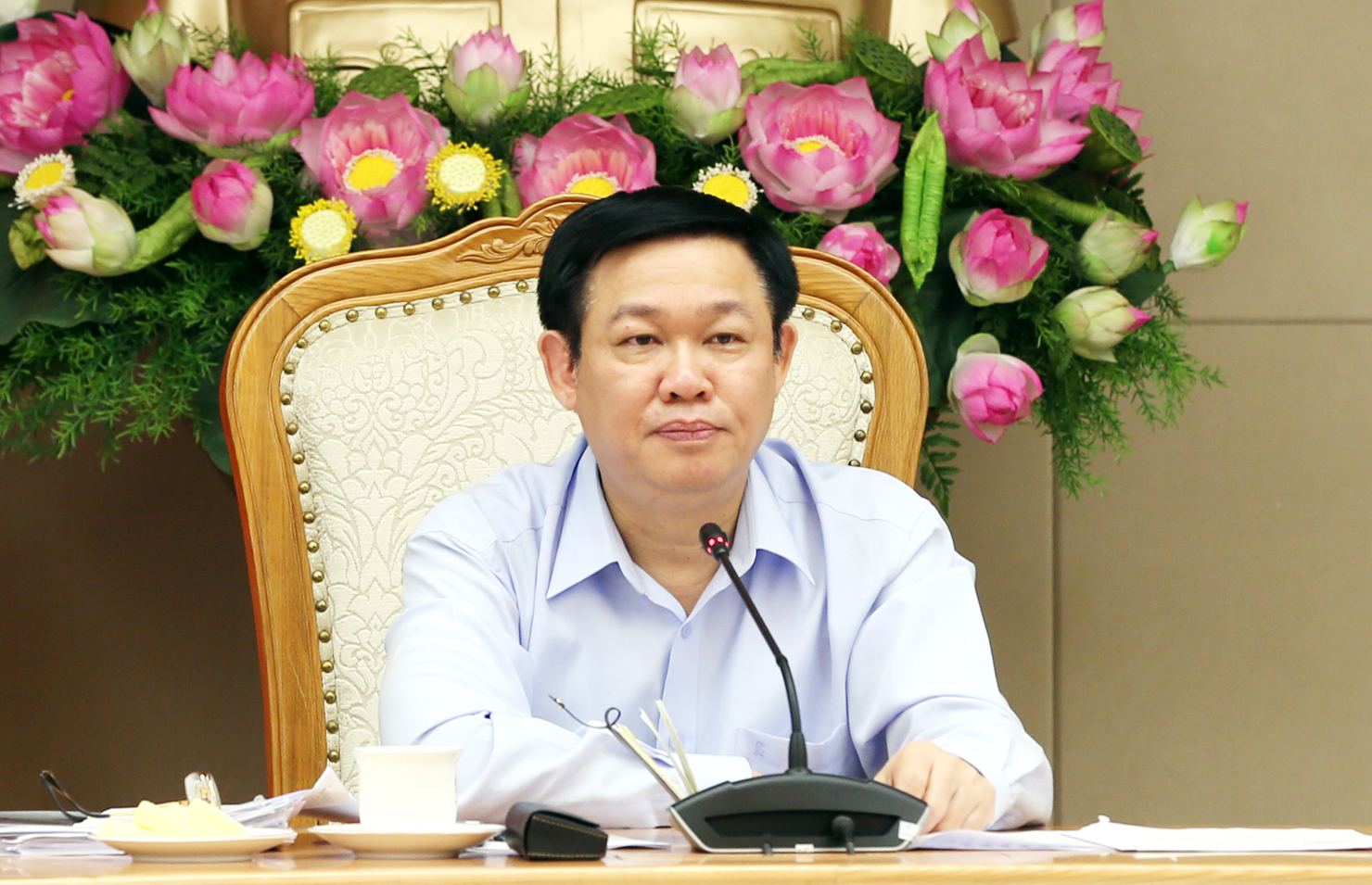 Phó Thủ tướng Vương Đình Huệ tại buổi làm việc. Nguồn: VGP