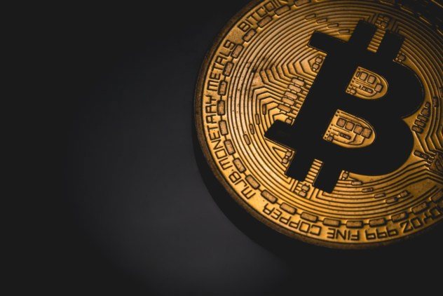  Bitcoin, đồng tiền kỹ thuật số lớn nhất thế giới, hiện đang chiếm hơn 50% tổng vốn hóa thị trường tiền ảo toàn cầu.
