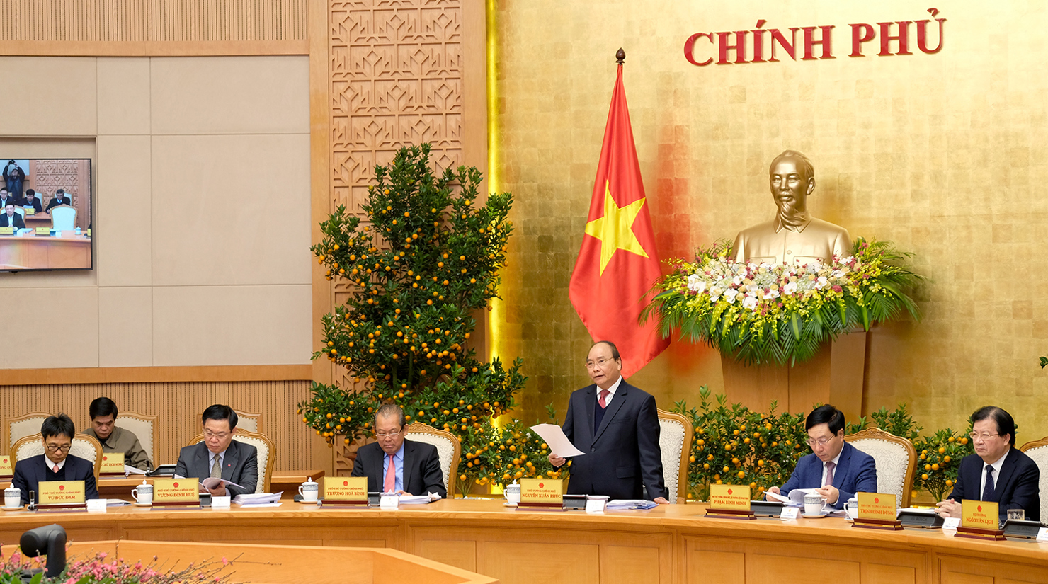 Thủ tướng Nguyễn Xuân Phúc phát biểu tại phiên họp. Ảnh: VGP/Quang Hiếu 