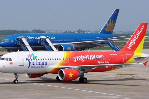 Nhiều hãng hàng không trong nước đã có văn bản gửi Cục Hàng không Việt Nam cho phép tăng giá vé để bù đắp chi phí. Nguồn: internet