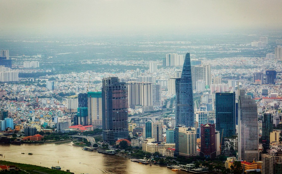 Giá nhà mới tại khu trung tâm TP. Hồ Chí Minh trung bình khoảng 5.500 - 6.500 USD/m2. Nguồn: internet