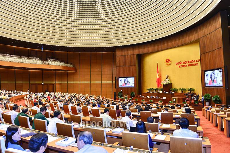 Toàn cảnh phiên thảo luận về tình hình kinh tế - xã hội của Quốc hội. Nguồn: quochoi.vn