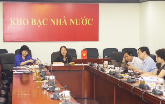 Lãnh đạo KBNN Việt Nam và một số đơn vị nghiệp vụ, chuyên môn tham gia thảo luận tại Hội nghị trực tuyến của Hiệp hội Kho bạc quốc tế (ngày 18/3/2021).