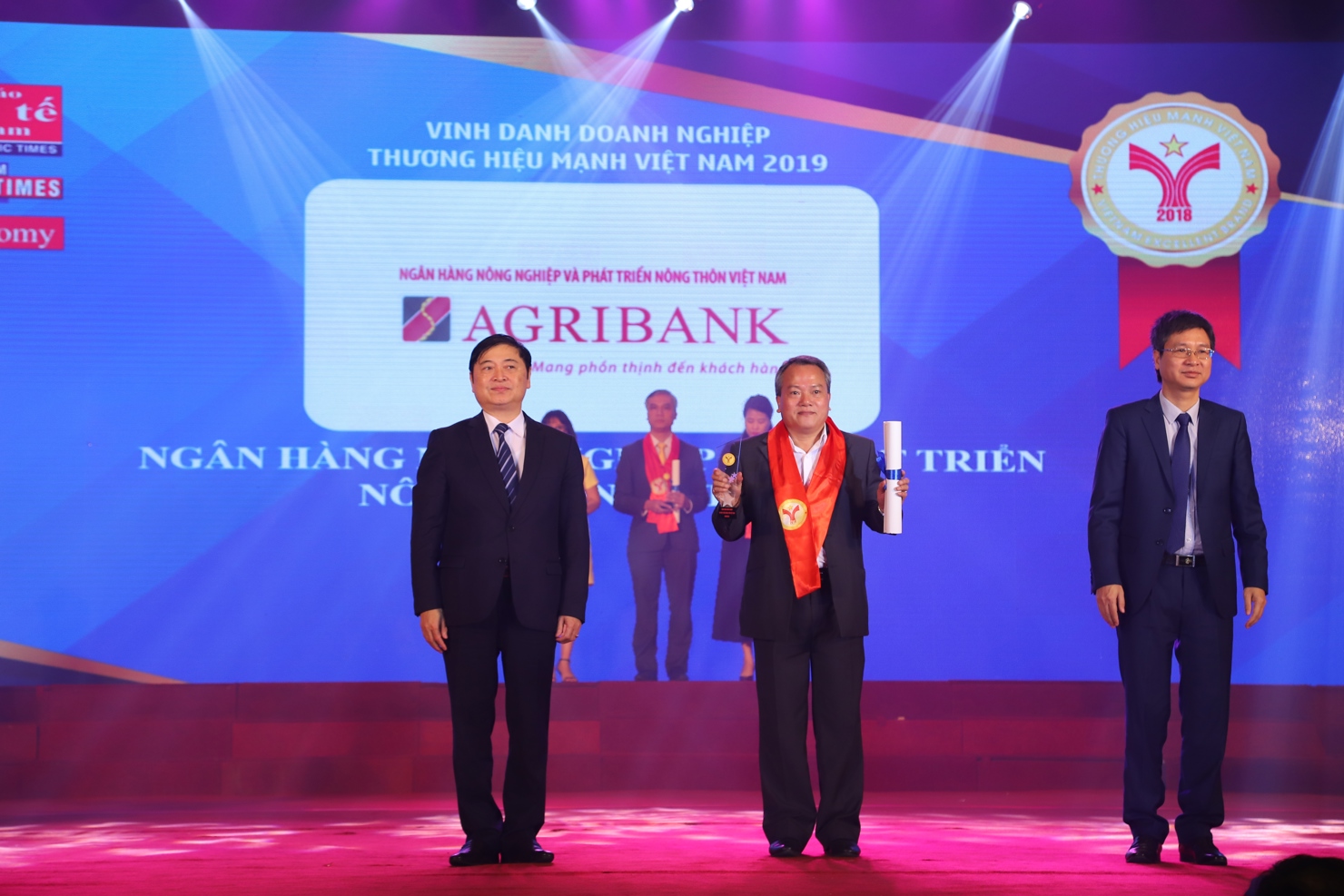 Agribank nhận giải Thương hiệu mạnh Việt Nam 2018