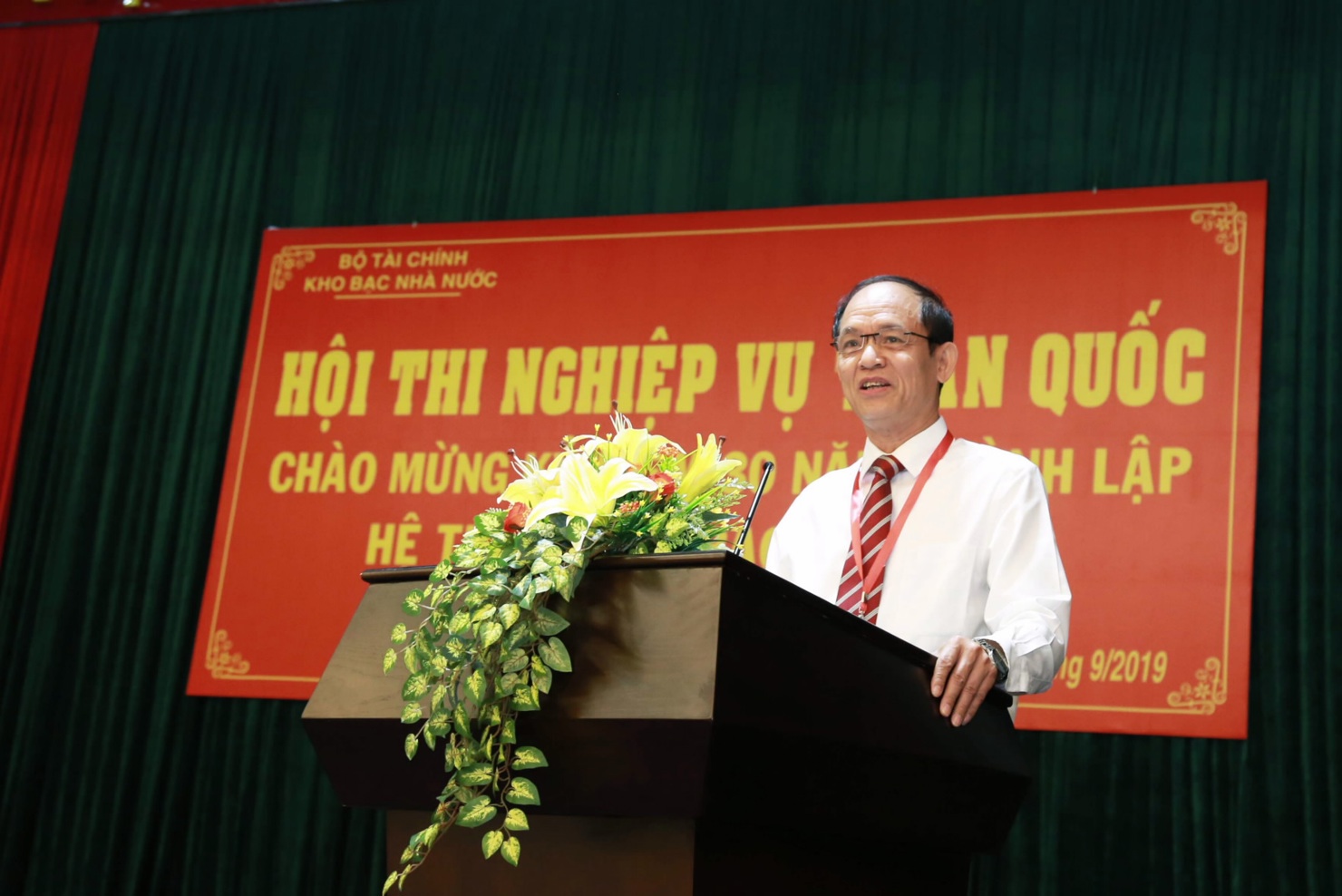 Ông Nguyễn Việt Hồng, Phó Tổng Giám đốc KBNN, Chủ tịch Hội đồng thi phát biểu bế mạc Hội thi nghiệp vụ toàn quốc