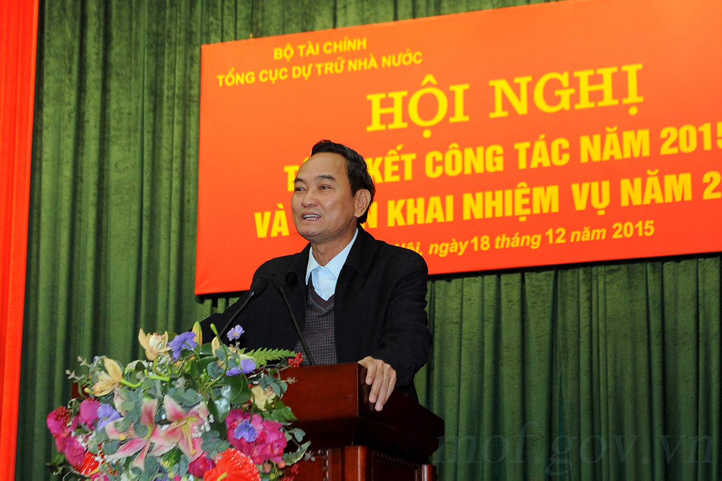 Thứ trưởng Nguyễn Hữu Chí phát biểu và chỉ đạo tại Hội nghị trực tuyến tổng kết công tác năm 2015 và triển khai nhiệm vụ năm 2016 của Tổng cục Dự trữ Nhà nước.