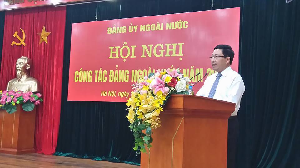 Đồng chí Phạm Bình Minh, Uỷ viên Bộ Chính trị, Phó Thủ tướng Chính phủ, Bộ trưởng Bộ Ngoại giao đến dự và chỉ đạo Hội nghị.