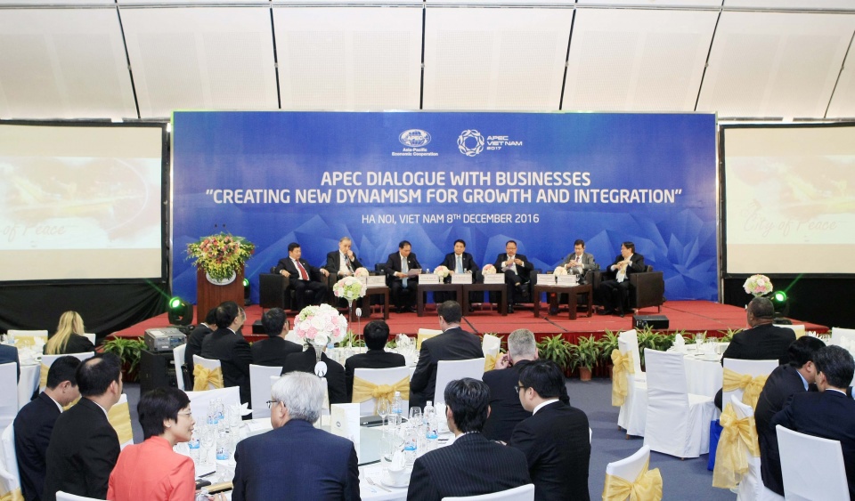Quang cảnh đối thoại APEC với doanh nghiệp với chủ đề “Tạo động lực mới thúc đẩy tăng trưởng và liên kết APEC”.