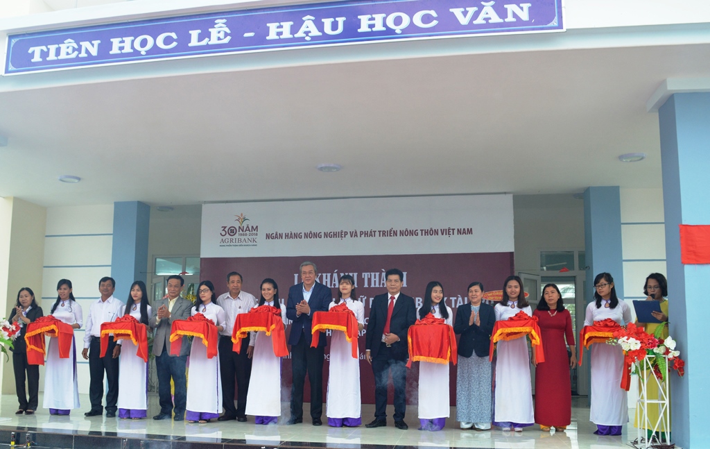 Lễ khánh thành công trình Trường Tiểu học Ninh Chữ, Ninh Thuận, ngày 26/12/2017.