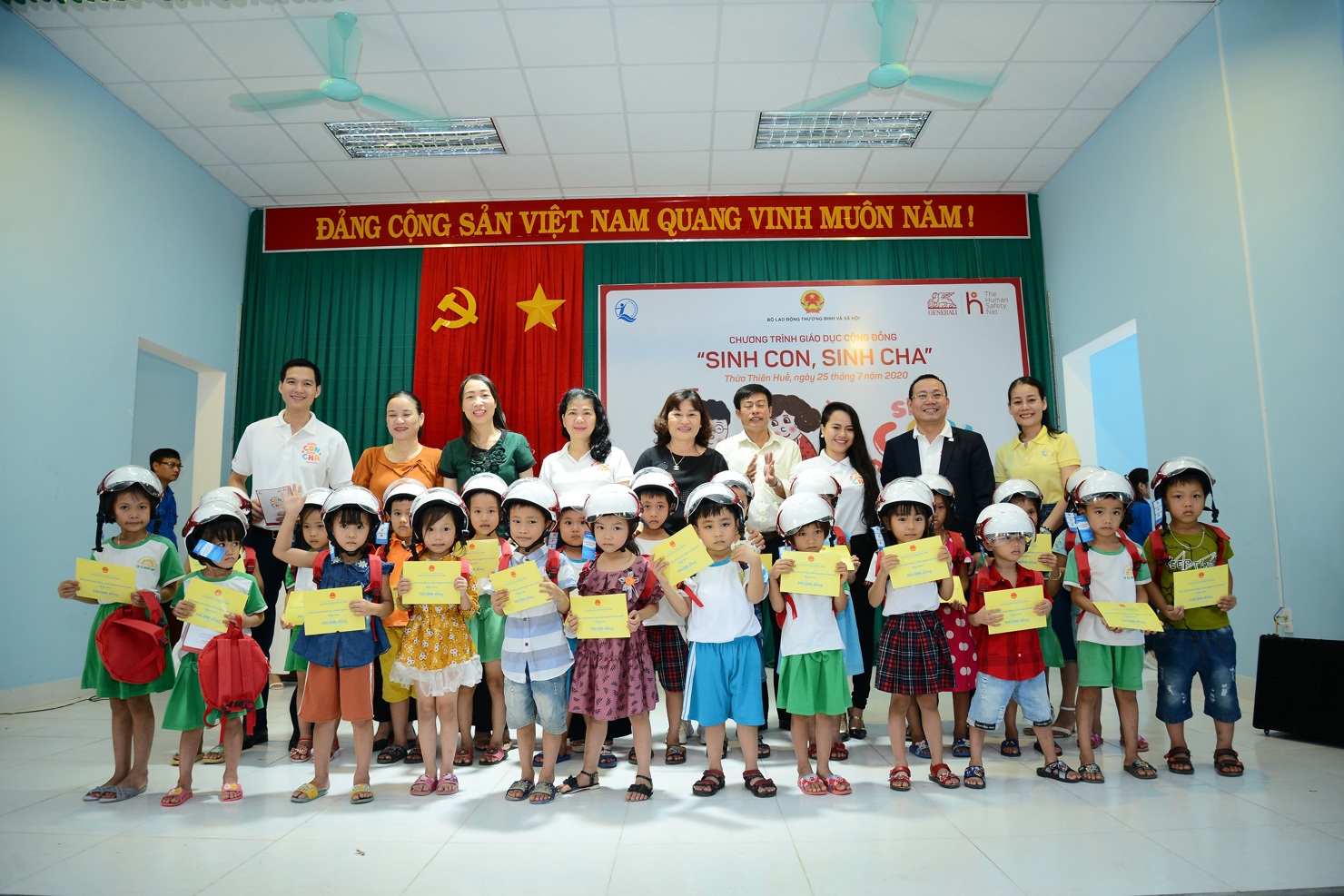Generali Việt Nam triển khai Chương trình “Sinh Con, Sinh Cha” lần đầu tiên tại miền Trung.