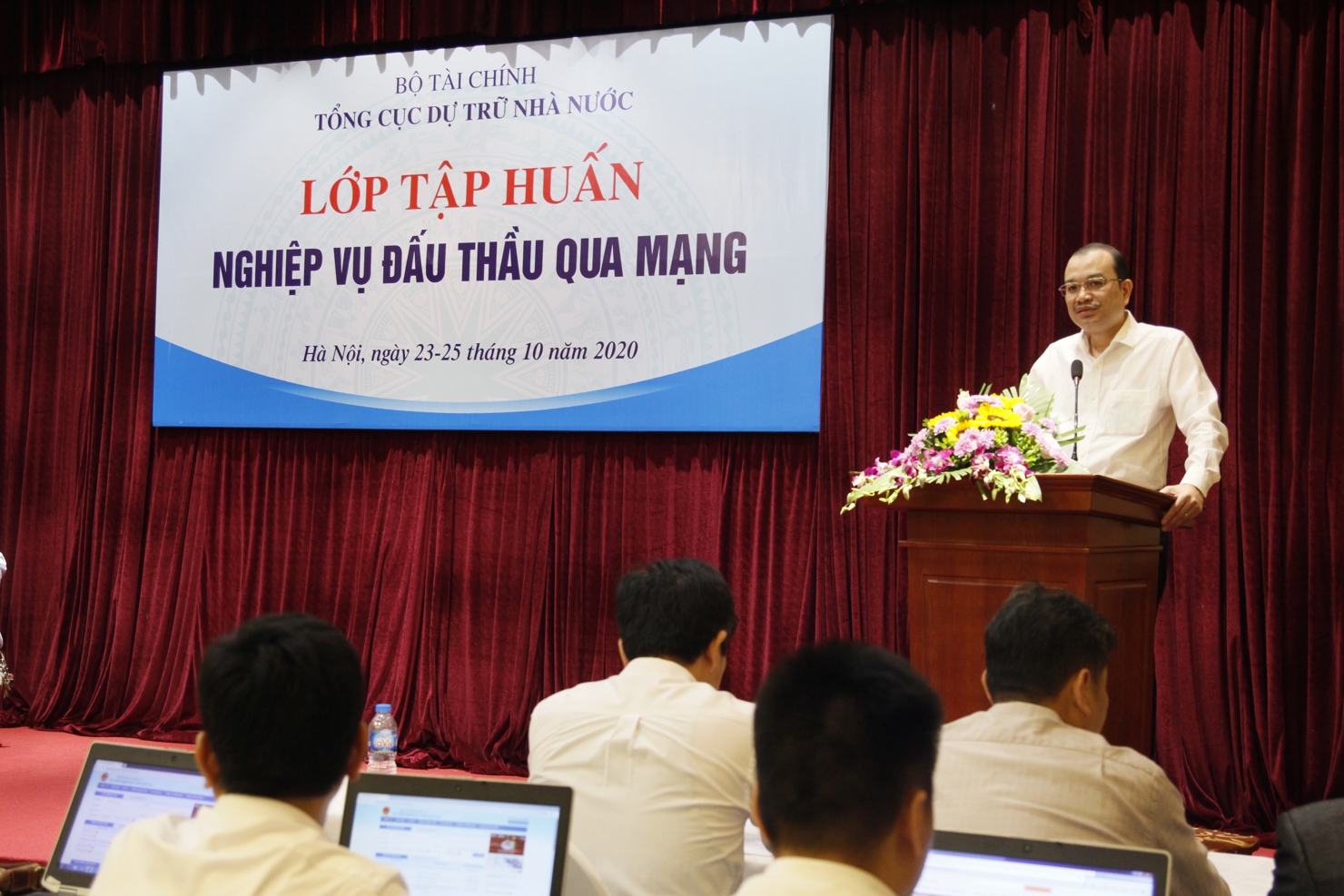 Phó Tổng trưởng Tổng cục DTNN Phạm Vũ Anh phát biểu khai mạc khóa tập huấn nghiệp vụ đấu thầu qua mạng (ngày 23/10/2020)