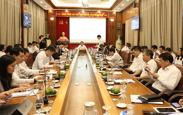 Tổng Giám đốc BHXH Việt Nam Nguyễn Thế Mạnh chủ trì Hội nghị Giao ban trực tuyến tháng 10/2020 (ngày 9/10/2020).