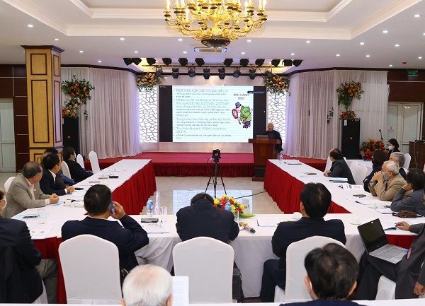 Hội thảo được tổ chức theo hình thức trực tiếp tại Hà Nội và trực tuyến với Liên hiệp Hội địa phương ở 62 tỉnh/thành phố. Ảnh: VGP/Hoàng Giang