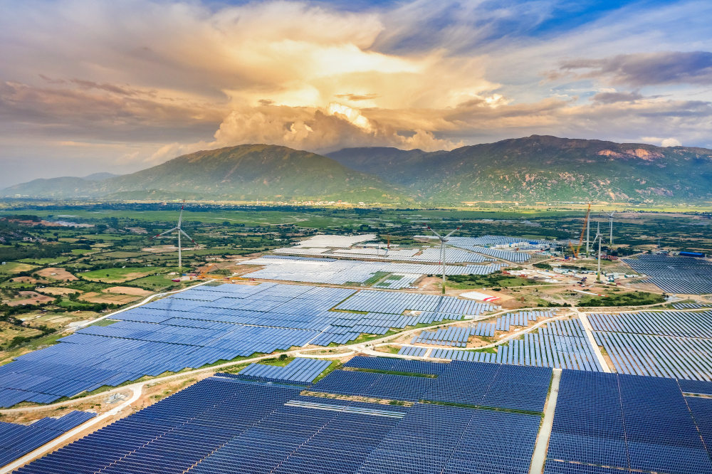 Việt Nam đã có ​​sự tăng trưởng ấn tượng trong lĩnh vực năng lượng tái tạo những năm gần đây. (Ảnh: Shutterstock).