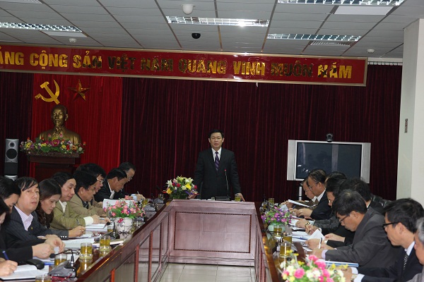 Bộ trưởng Vương Đình Huệ làm việc với Cục Thuế Thành phố Hà Nội. (Ảnh: FinancePlus.vn)