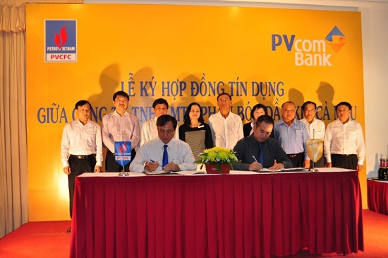 Lễ ký kết hợp đồng tín dụng giữa PVcomBank và PVCFC. Nguồn: PVcomBank