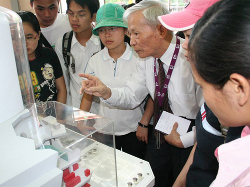 Nhân lực là yếu tố quan trọng quyết định đến thành công của chương trình điện hạt nhân. Nguồn: Internet