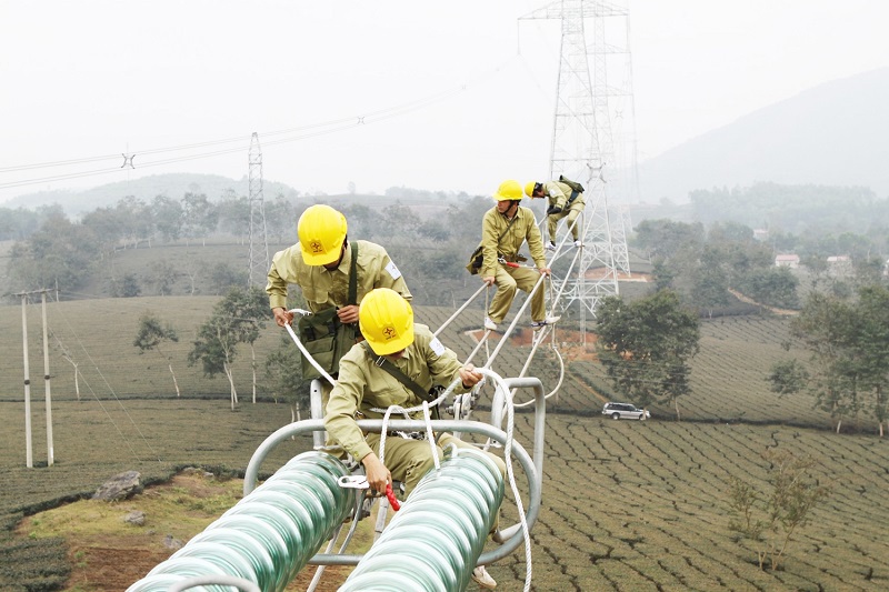 Khi hoàn thành vào năm 2020, Chương trình Đầu tư lưới điện truyền tải của ADB được kỳ vọng sẽ giúp Việt Nam xóa bỏ những nút thắt chính của các hệ thống truyền tải điện ở miền Bắc, miền Trung và miền Nam. Nguồn: Internet