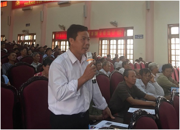 Đông đảo cán bộ, hội viên nông dân huyện Kiến Xương tham gia đối thoại.