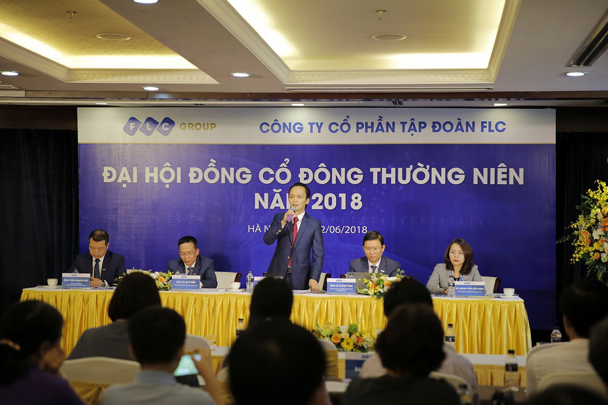 Chủ tịch HĐQT Tập đoàn FLC Trịnh Văn Quyết chủ toạ Đại hội đồng cổ đông thường niên năm 2018.