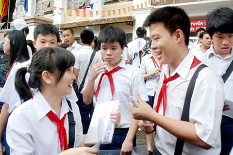 BHXH Việt Nam yêu cầu BHXH các tỉnh, thành phố tđẩy mạnh triển khai BHYT học sinh, sinh viên năm học 2018 - 2019 đúng quy định.