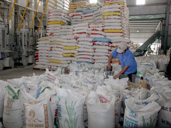 Đóng gói gạo xuất khẩu. Nguồn: internet.