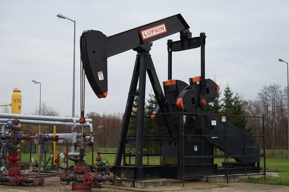 Giá dầu sẽ sớm khởi sắc nếu các nước khối OPEC thực hiện đúng cam kết. Nguồn: internet.