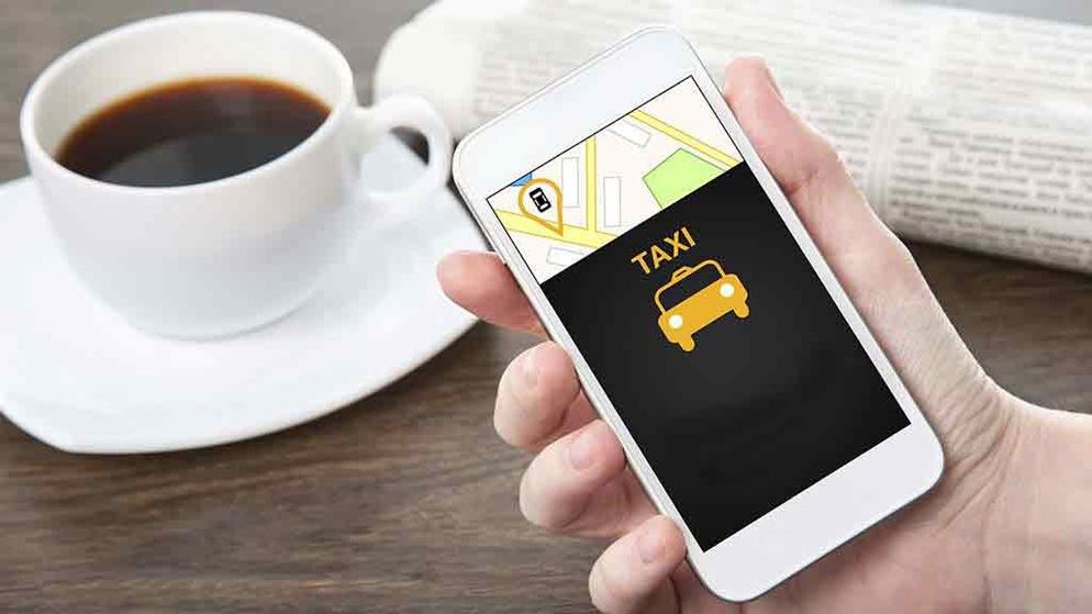 Taxi công nghệ sẽ bị hạn chế hoạt động trên một số tuyến phố. Nguồn: Internet