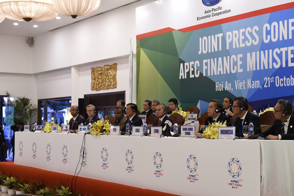 Các Bộ trưởng Tài chính APEC ra Tuyên bố chung về Tài chính và Bảo hiểm rủi ro thiên tai.