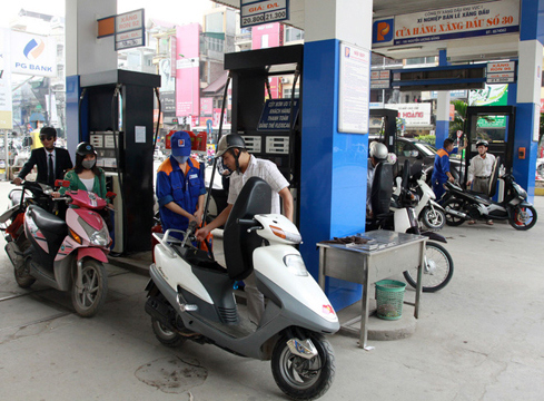 Nhu cầu xăng dầu tại Việt Nam năm 2017 ước tính đạt 19,3 triệu tấn. Nguồn: Internet