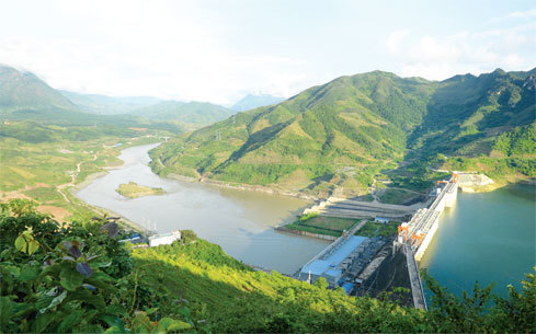 Toàn cảnh thủy điện Sơn La. Nguồn: Internet
