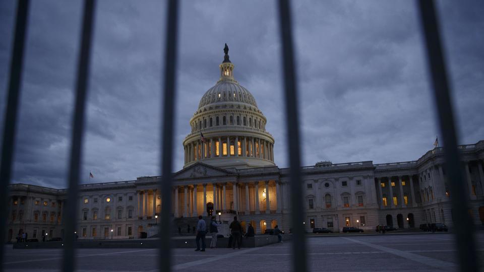 Nguy cơ Chính phủ phải đóng cửa đã trở thành nỗi ám ảnh trong các cuộc thương lượng về ngân sách tại Quốc hội Mỹ. Nguồn: Internet