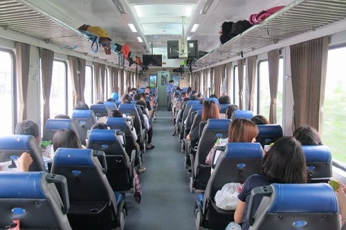 Công ty cổ phần Vận tải đường sắt Sài Gòn cho biết, bắt đầu từ tháng 4 tới sẽ thực hiện nhiều chương trình giảm giá cho khách hàng. Nguồn: Internet