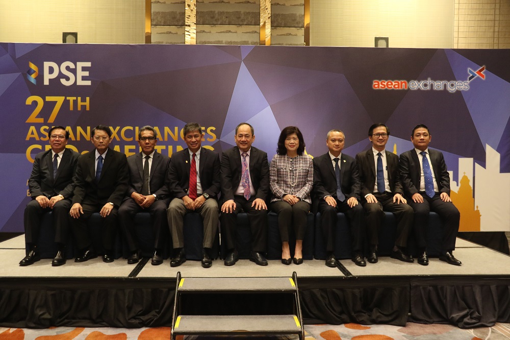Phiên họp Tổng Giám đốc các Sở GDCK ASEAN lần thứ 27, tại Manila, Philippines, ngày 9/3/2018. Trong ảnh từ trái qua phải: VanhkhamVoravong (Sở GDCK Lào), Yin ZawMyo (Sở GDCK Yangon), SamsulHidayat (Sở GDCK Indonesia), Datuk Seri Tajuddin Atan (Sở GDCK Mal