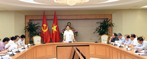 Phó Thủ tướng Vương Đình Huệ phát biểu tại buổi làm việc với các bộ, ngành Ảnh: Lâm Hiển