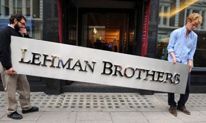 Lehman Brothers tuyên bố phá sản vào ngày 15/9/2008 sau nỗ lực bất thành về việc tìm kiếm đối tác trợ giúp, đánh dấu trường hợp sụp đổ lớn nhất trong cuộc khủng hoảng. Nguồn: Internet