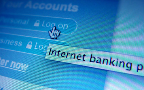 Khách hàng đăng ký dịch vụ internet banking được yêu cầu khai báo số điện thoại "chính chủ". Nguồn: Internet