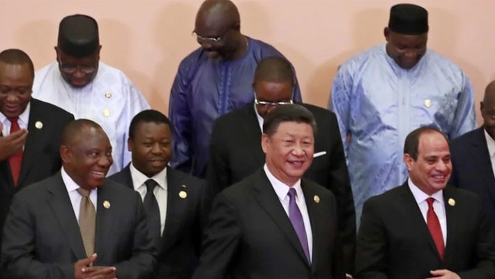 Chủ tịch Trung Quốc Tập Cận Bình (giữa) và các nhà lãnh đạo châu Phi tại Diễn đàn Hợp tác Trung Quốc - châu Phi diễn ra tại Bắc Kinh ngày 3/9 Nguồn: Internet