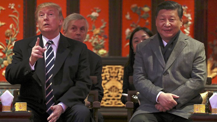 Tổng thống Mỹ Donald Trump (trái) và Chủ tịch Trung Quốc Tập Cận Bình trong chuyến thăm Bắc Kinh của ông Trump tháng 11/2017. Nguồn: Internet