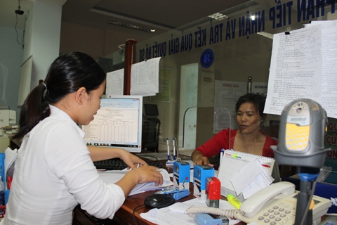 Bộ phận "một cửa" của Cục Thuế TP. Đà Nẵng được cho là hoạt động khá hiệu quả trong giải quyết thủ tục cho người nộp thuế. Ảnh: NM.