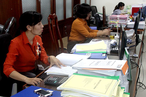  Cục Thuế Ninh Thuận tập trung rà soát các khoản nợ qua đó đề ra các giải pháp thu đúng, thu đủ vào ngân sách. Ảnh: Tuấn Nguyễn