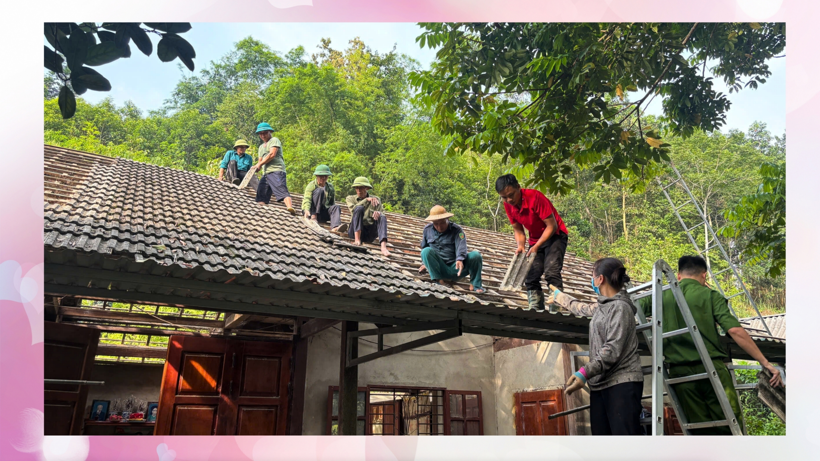 C&aacute;c ban ng&agrave;nh, đo&agrave;n thể v&agrave; nh&acirc;n d&acirc;n c&ugrave;ng v&agrave;o cuộc để x&oacute;a nh&agrave; tạm, nh&agrave; dột n&aacute;t.