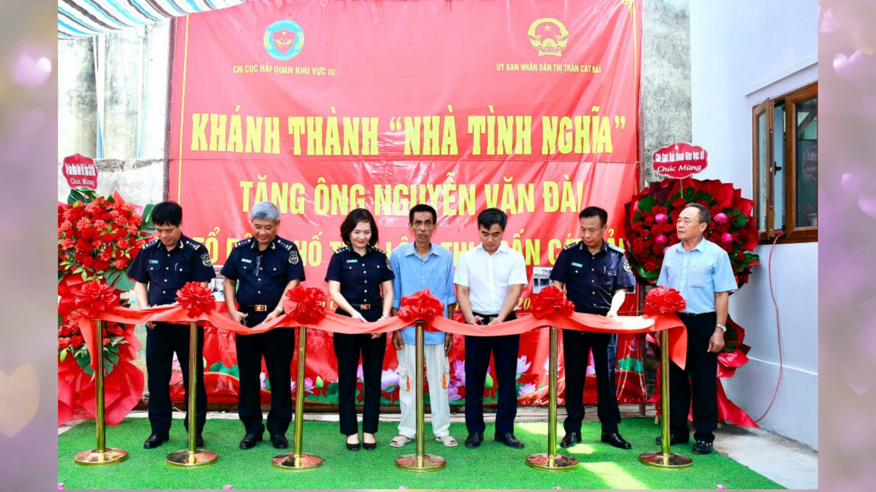 Hải quan Khu vực 3 trao nh&agrave; t&igrave;nh nghĩa cho hộ ngh&egrave;o.