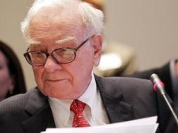 Tỉ phú Buffett giao bớt quyền hành cho cộng sự